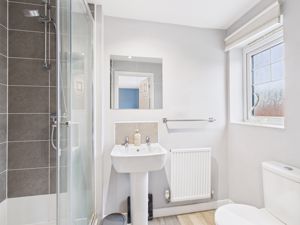 En-Suite- click for photo gallery